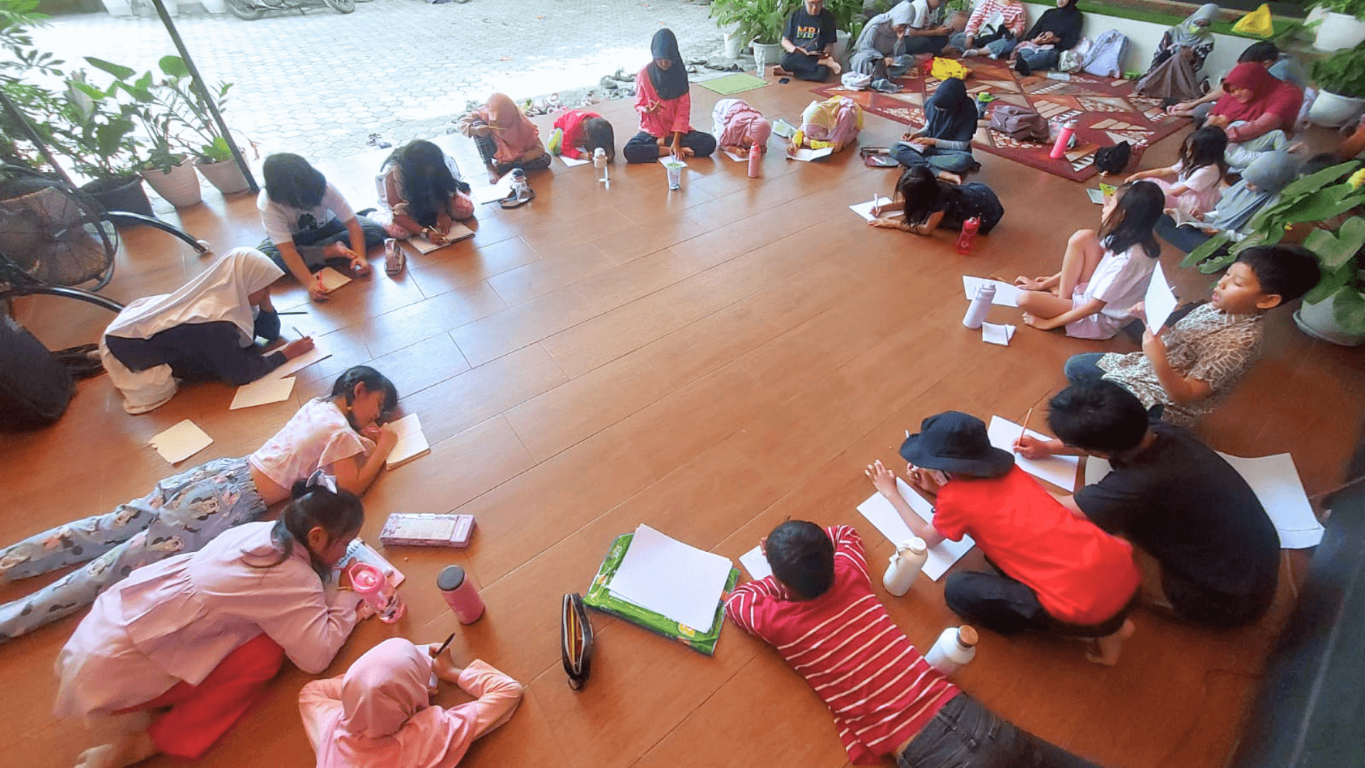 Foto Kegiatan 3 Sanggar Kampung Dongeng