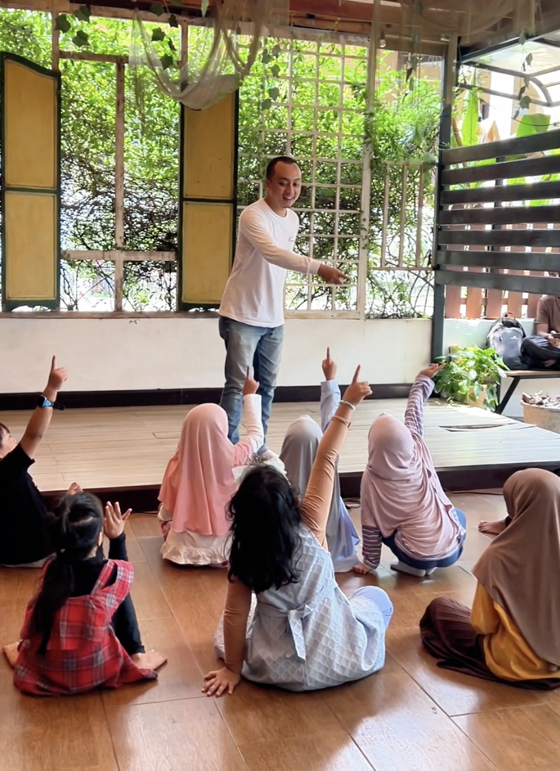 Galeri kegiatan anak di Sanggar Kampung Dongeng